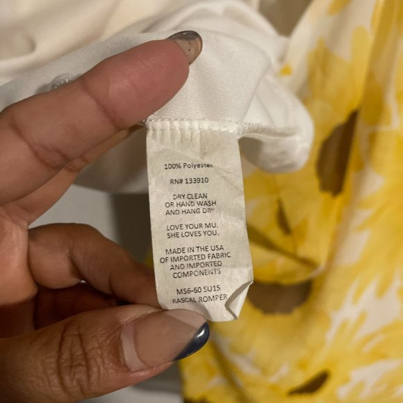 Show Me Your Mumu Women's Yellow Mumu Sunflower Romper Size Medium - Picture 11 of 13